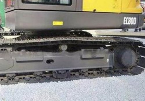What Are Excavator Tracks Made Of? A Complete Part···